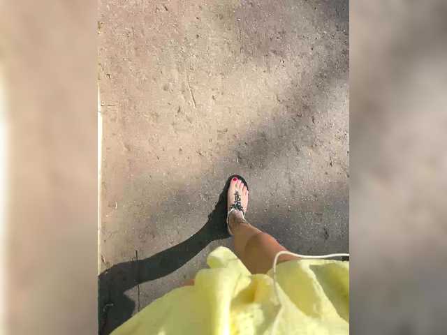 Live sex webcam photo for KarolinaMilf #291411571