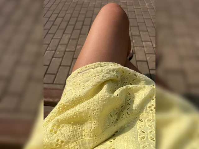 Live sex webcam photo for KarolinaMilf #291473797