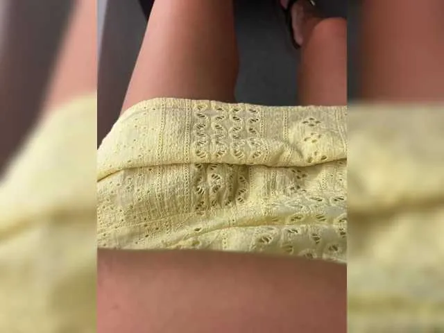 Live sex webcam photo for KarolinaMilf #291777993