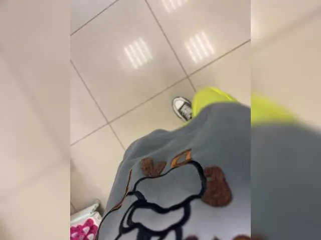 Live sex webcam photo for KarolinaMilf #291831285