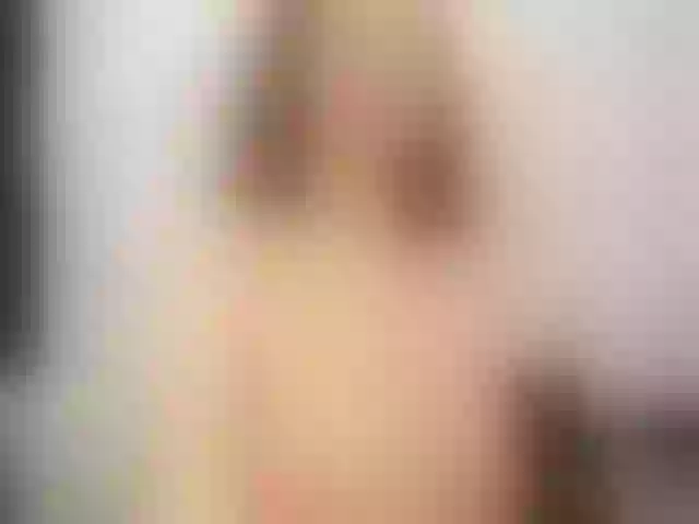 Live sex webcam photo for KarolineCherr #287932173