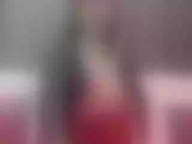 Live sex webcam photo for KarolineCherr #290835773