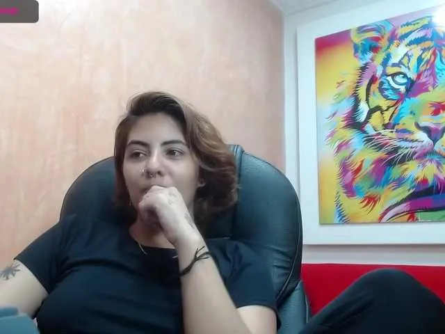 Live sex webcam photo for KarterKallee #272955106