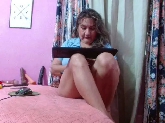 Live sex webcam photo for Kasandra-milf #284151425