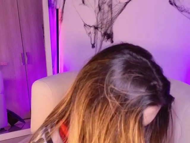 Live sex webcam photo for Kassia-Rogers #292059526