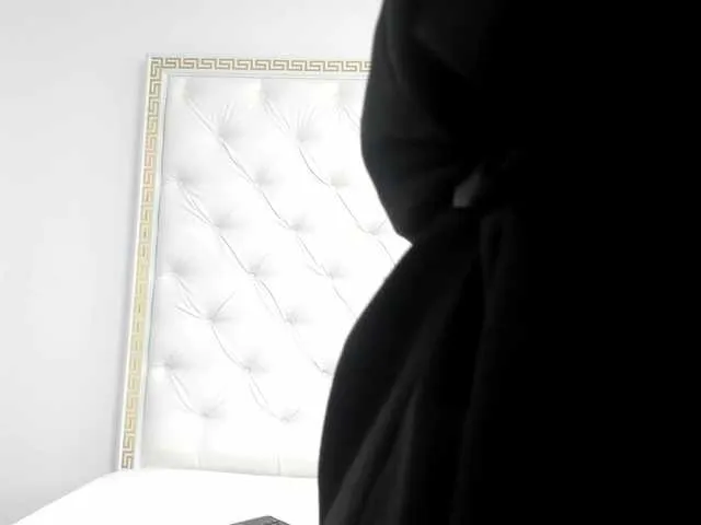 Live sex webcam photo for KassieAn #272952457