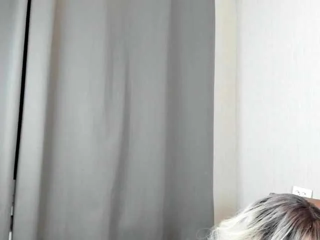 Live sex webcam photo for Kasumikimy #273266123