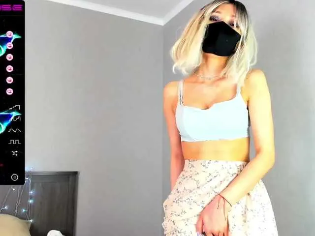 Live sex webcam photo for Kasumikimy #274120415