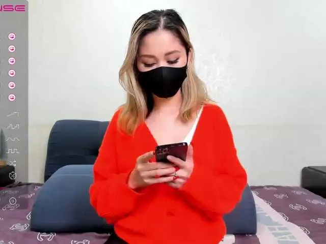 Live sex webcam photo for Kasumikimy #275564419