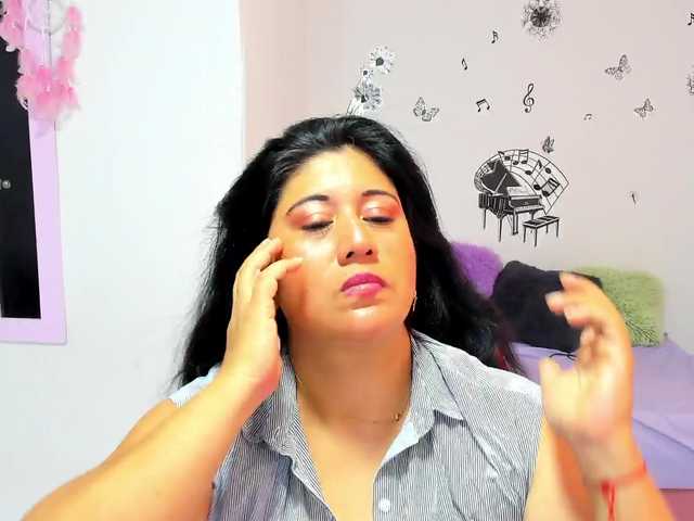 Live sex webcam photo for KataleyaSmith69 #277541293