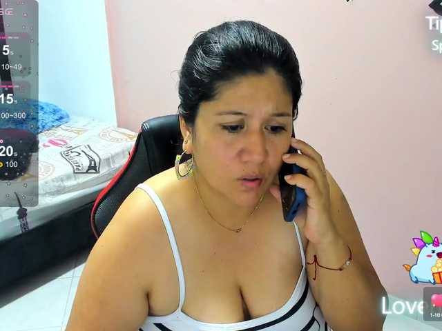 Live sex webcam photo for KataleyaSmith69 #277761234