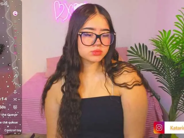 Live sex webcam photo for Katarina-tay #290716445
