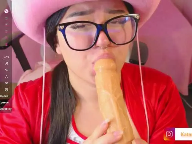 Live sex webcam photo for Katarina-tay #291045157