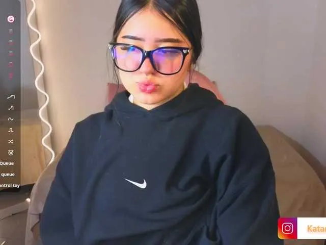 Live sex webcam photo for Katarina-tay #291111683