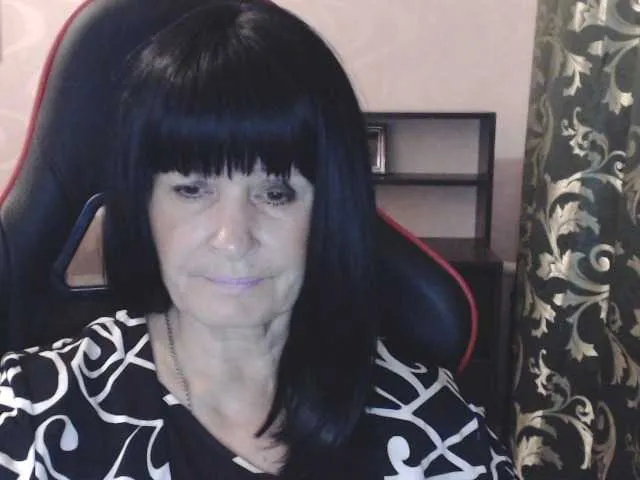 Live sex webcam photo for KatarinaGloss #291826166