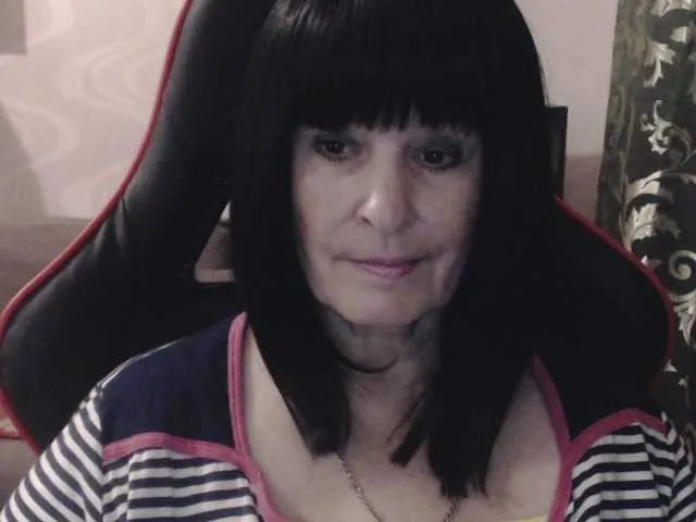 Live sex webcam photo for KatarinaGloss #292285191