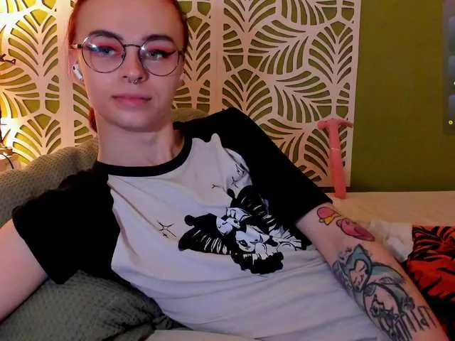 Live sex webcam photo for KatashiSenpai #290848372