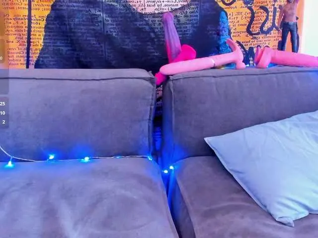 Live sex webcam photo for KatashiSenpai #291355220