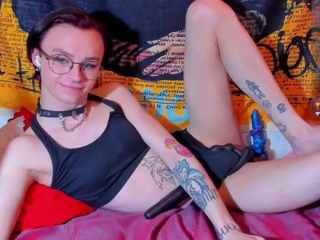 Live sex webcam photo for KatashiSenpai #291992757