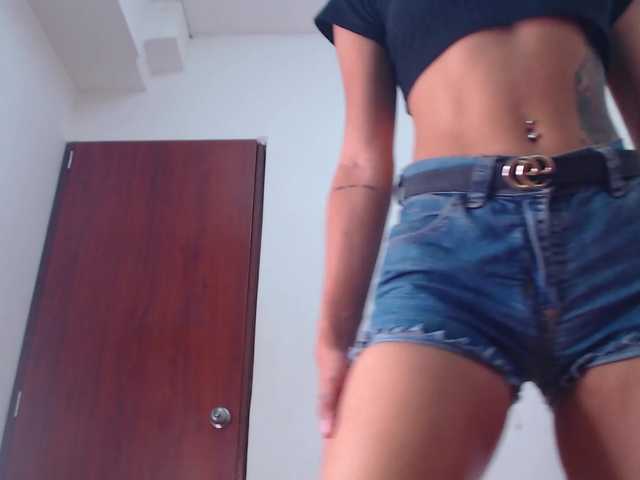 Live sex webcam photo for Kate-Grigorie #272400745