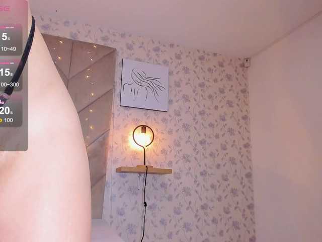 Live sex webcam photo for Kate-Owens #277226425