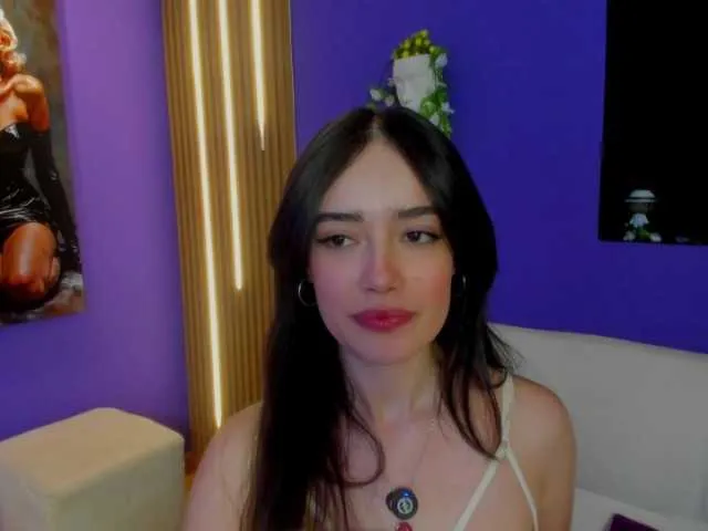 Live sex webcam photo for KateAmaretto #291335403