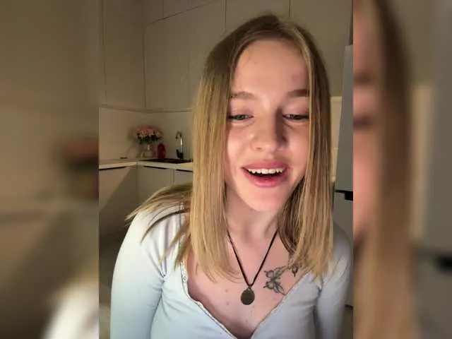 Live sex webcam photo for KateDanverr #290611834