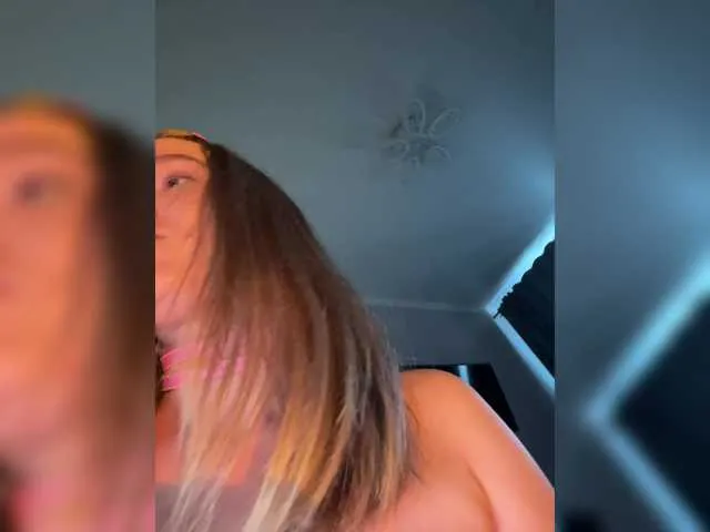 Live sex webcam photo for KateDanverr #291539525