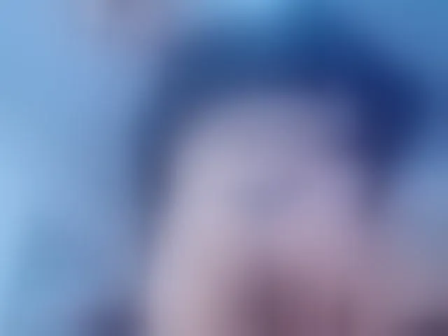 Live sex webcam photo for KateHadid #293614004
