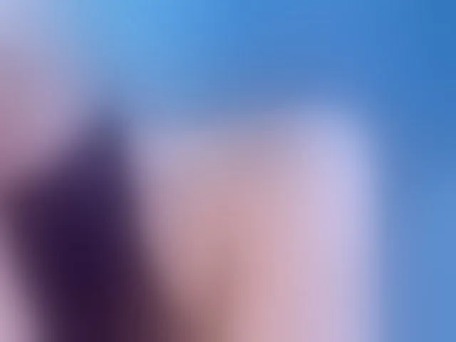 Live sex webcam photo for KateHadid #293692403