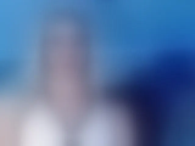 Live sex webcam photo for KateHadid #293717140