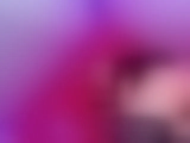 Live sex webcam photo for KateHadid #293926078