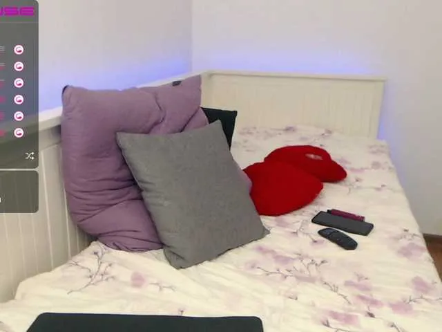 Live sex webcam photo for KateLove23 #273884132