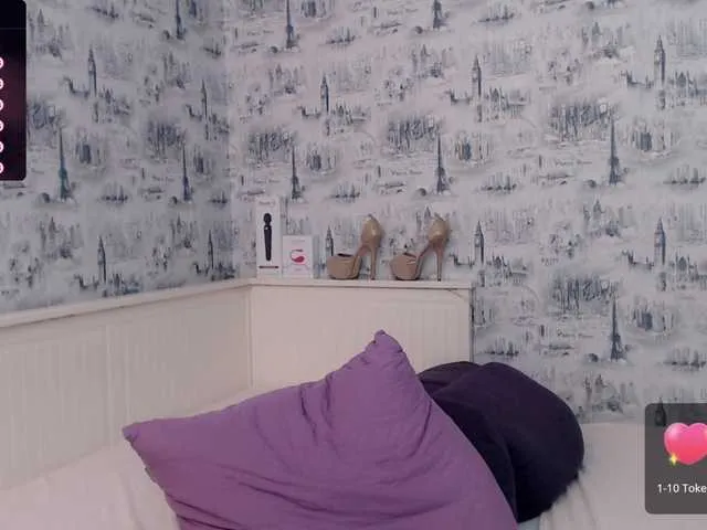 Live sex webcam photo for KateLove23 #276290062