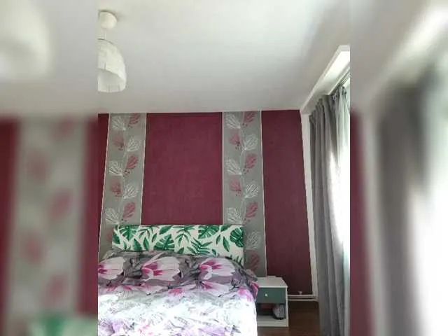 Live sex webcam photo for KateLove23 #292275636