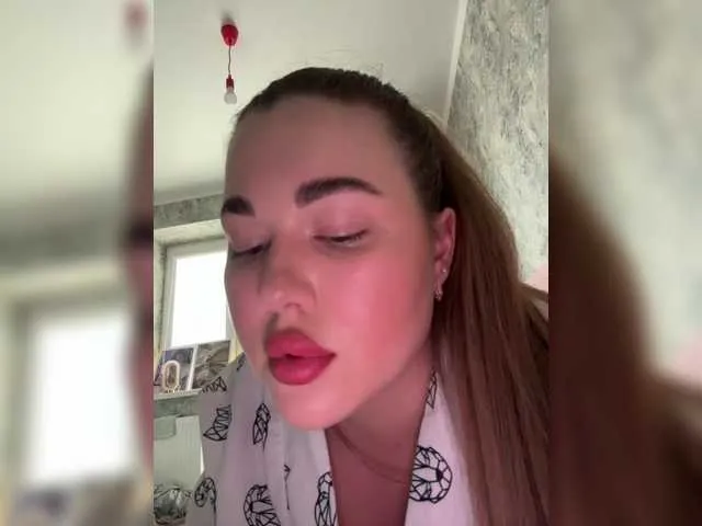 Live sex webcam photo for KateMiddleton #290682873