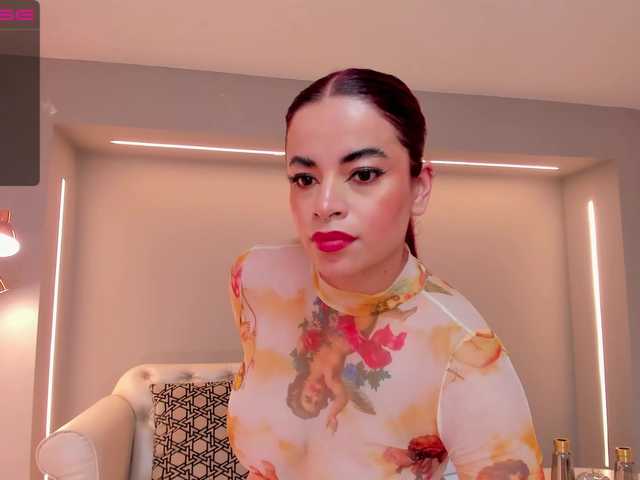 Live sex webcam photo for KateSunder #274567150