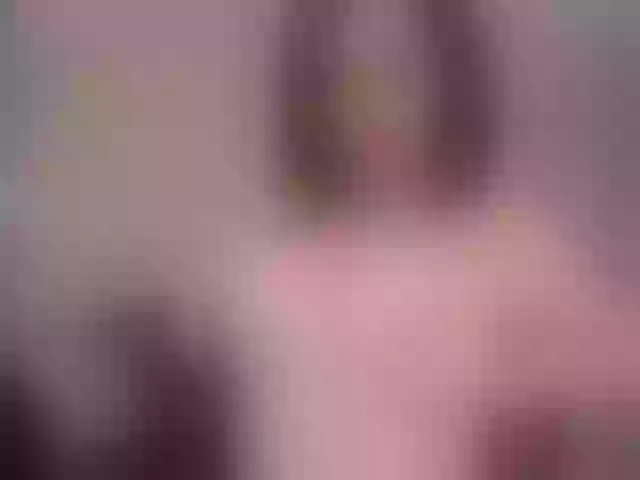 Live sex webcam photo for KateSunder #276043717
