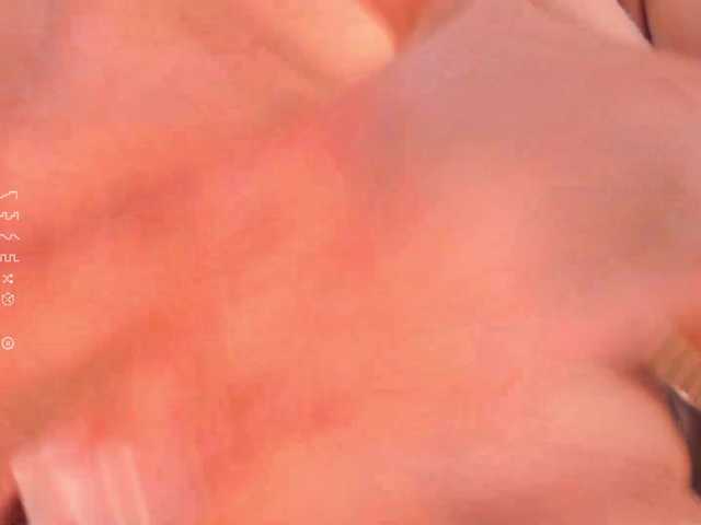 Live sex webcam photo for KateSunder #276461949