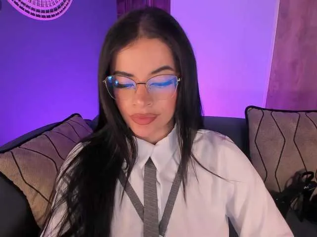 Live sex webcam photo for KateSunder #279716482