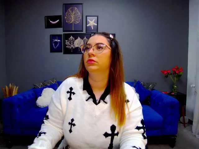 Live sex webcam photo for KateWalker #290773705