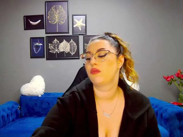 Live sex webcam photo for KateWalker #290910704