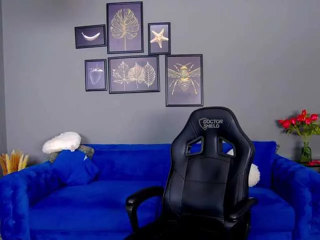 Live sex webcam photo for KateWalker #291064367