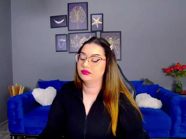 Live sex webcam photo for KateWalker #291071285