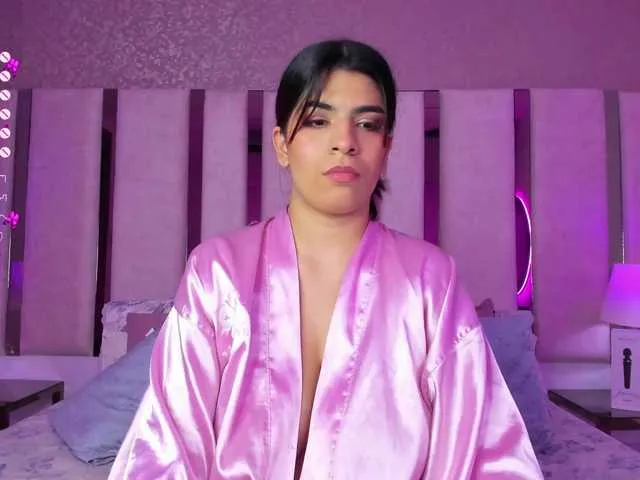 Live sex webcam photo for KatelynReid #277005787