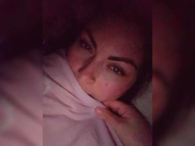 Live sex webcam photo for Katerinagreiz #290900250