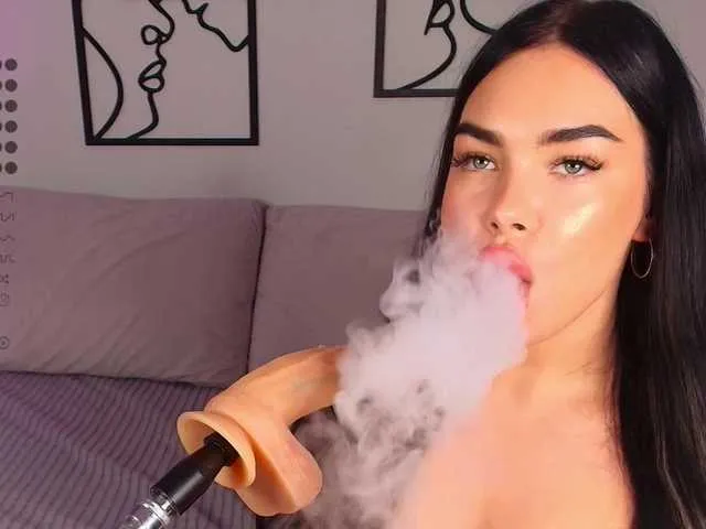 Live sex webcam photo for KaterineTailor #291272737