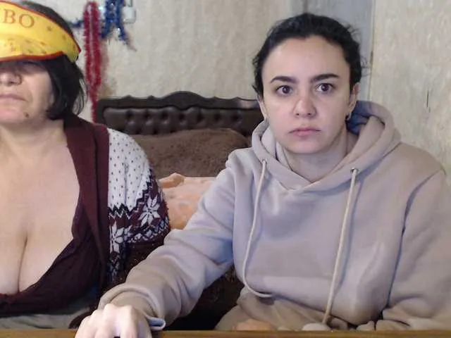 Live sex webcam photo for Katernia48 #271840385
