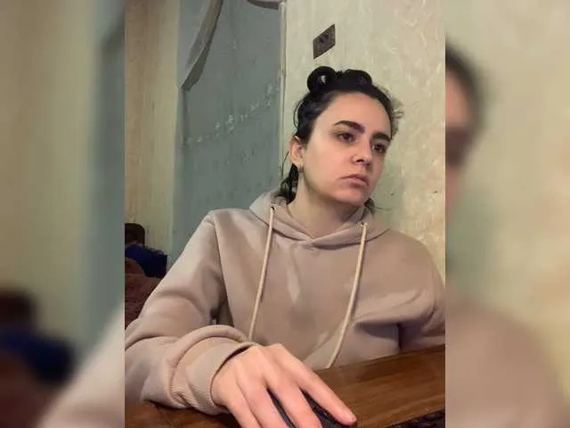 Live sex webcam photo for Katernia48 #272034342