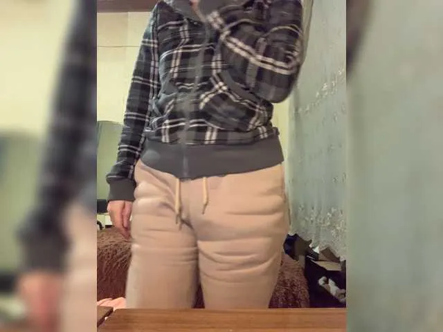 Live sex webcam photo for Katernia48 #272218228
